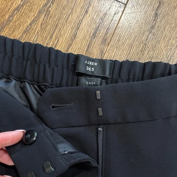 J. Crew Women’s Black Pants Ankle length size 6 - Picture 2 of 6